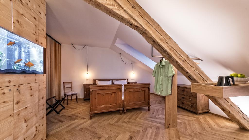 مبيت وإفطار بَرونيكو Niedermairhof الغرفة الصورة